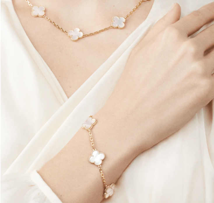 Clover bracelet